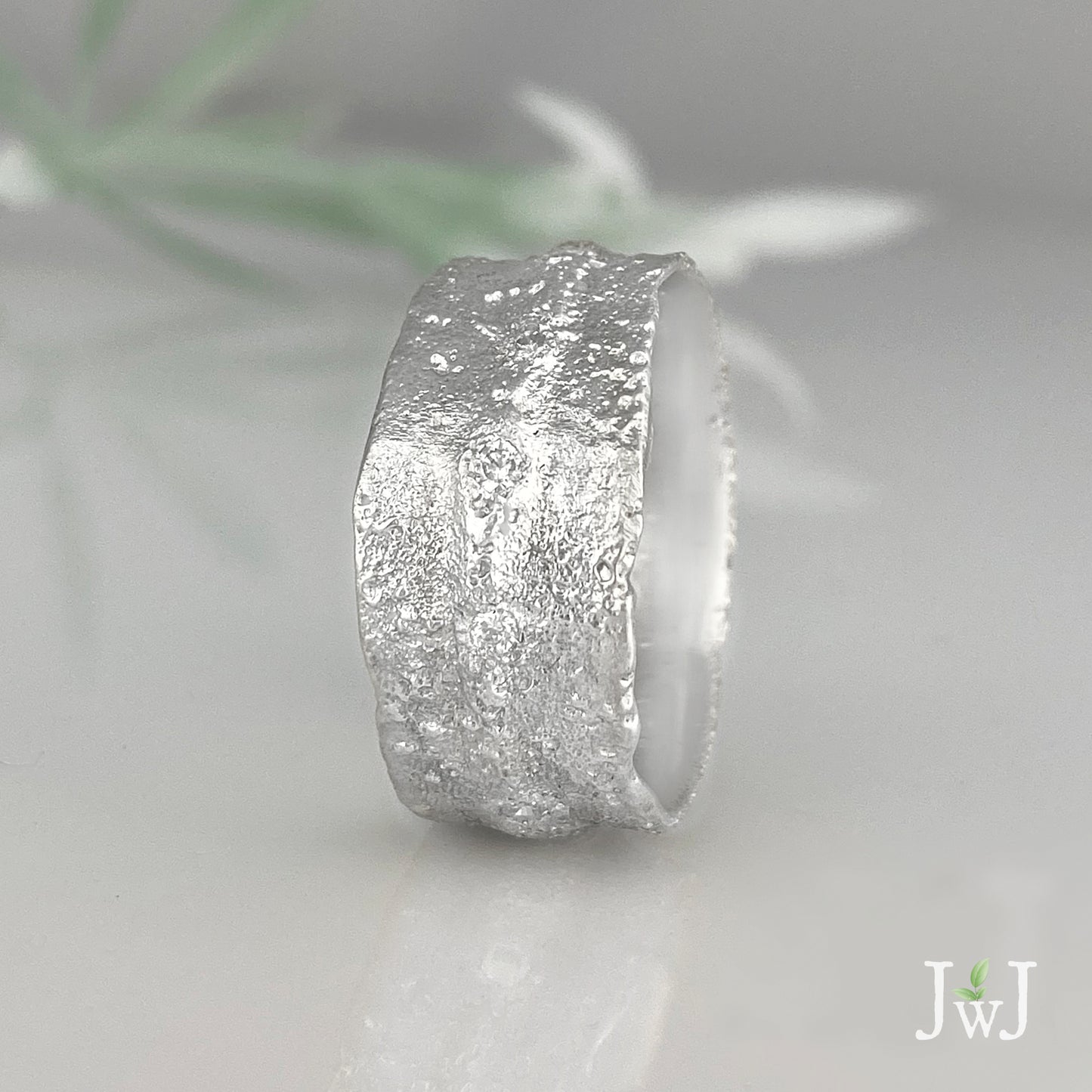 Atlantis Wedding Band