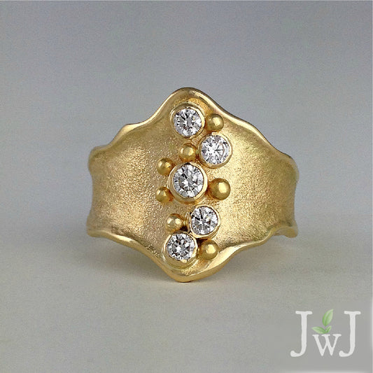 Sand Sea Shield sandcast Ring Beach Ocean Wave Inspired Recycled Gold Recycled Diamonds Sustainable Jewellery eco friendly