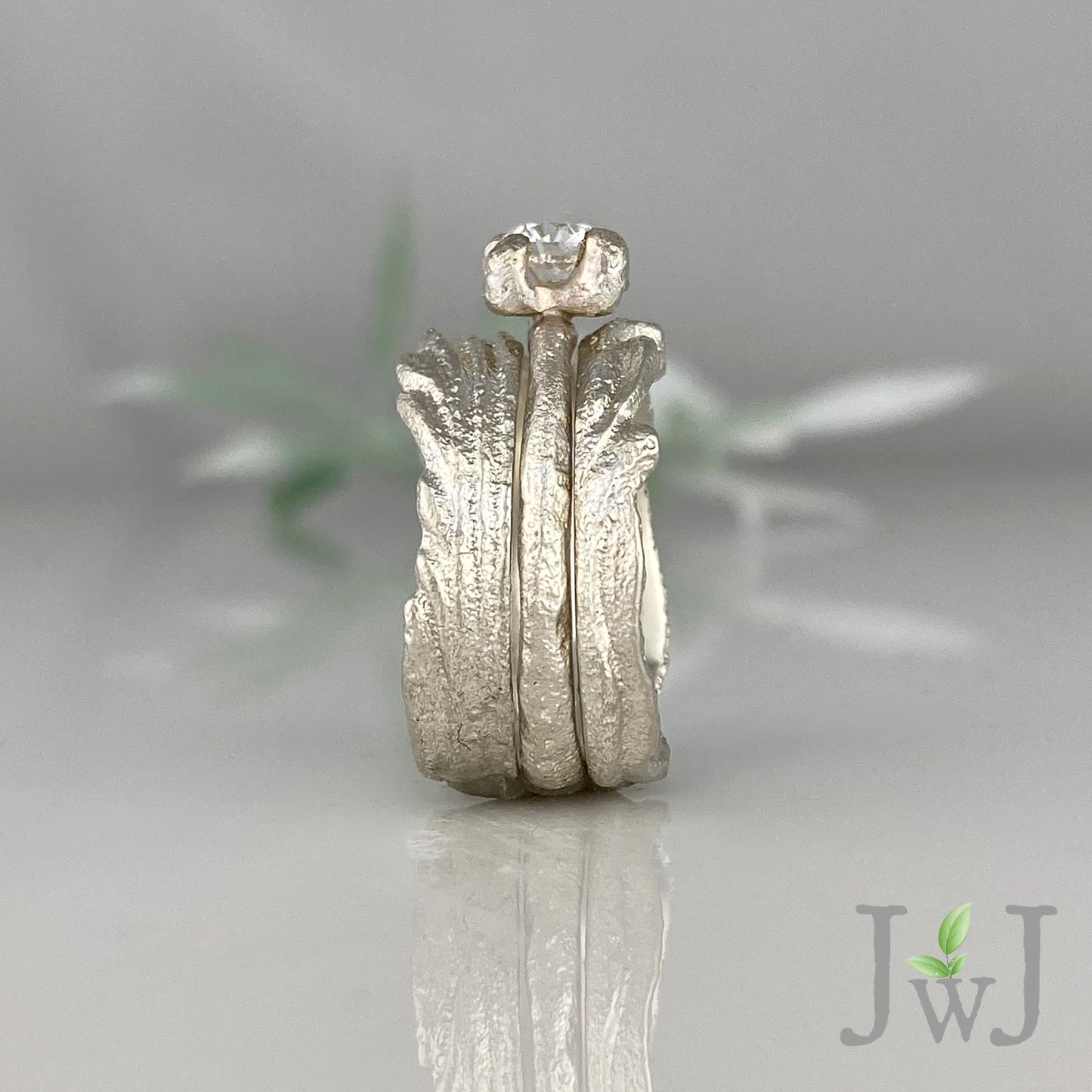 Ephyra Ancient Sands Wedding Ring