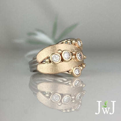 Bubbles & Wake Ring - multi diamonds 1