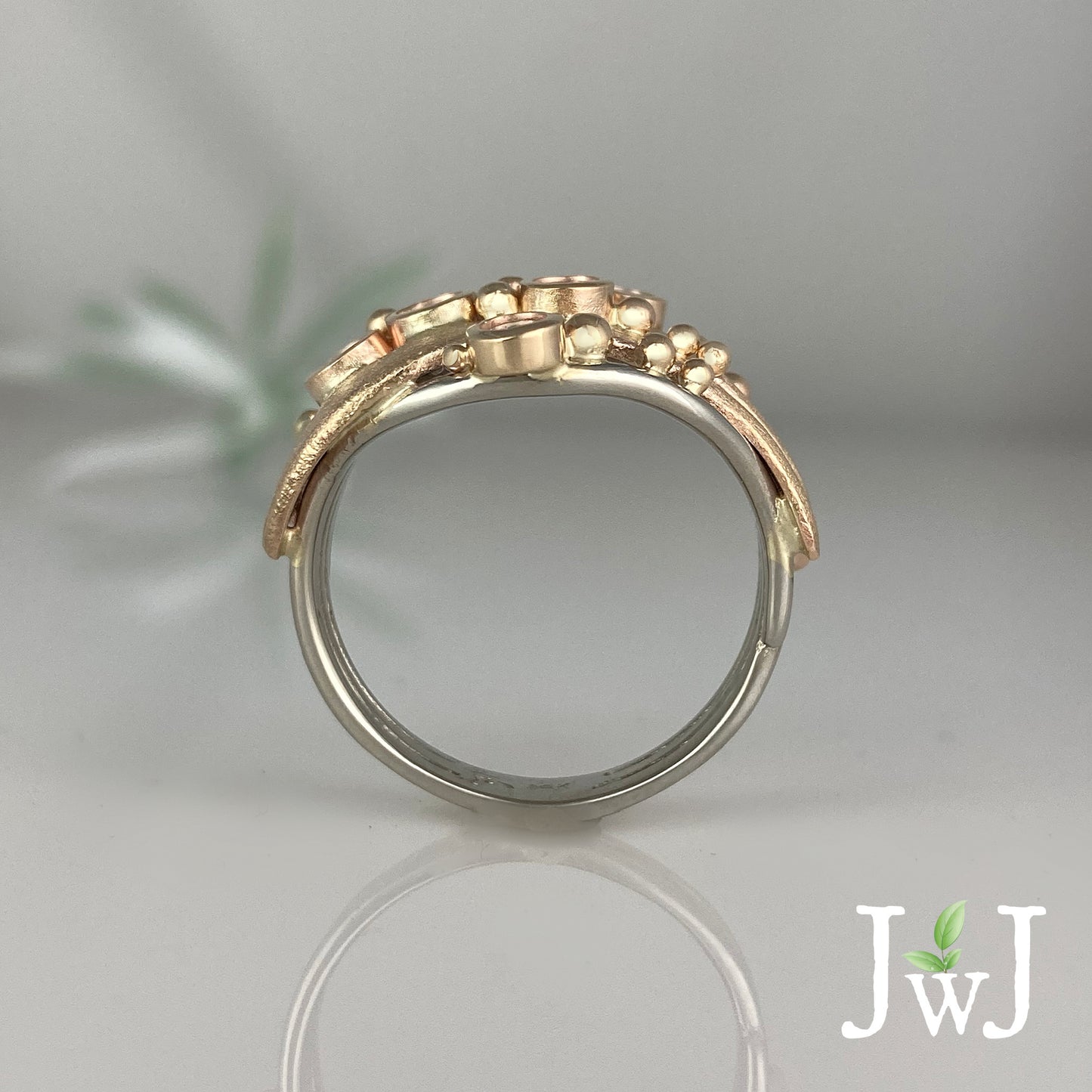 Bubbles & Wake Ring - multi diamonds 1