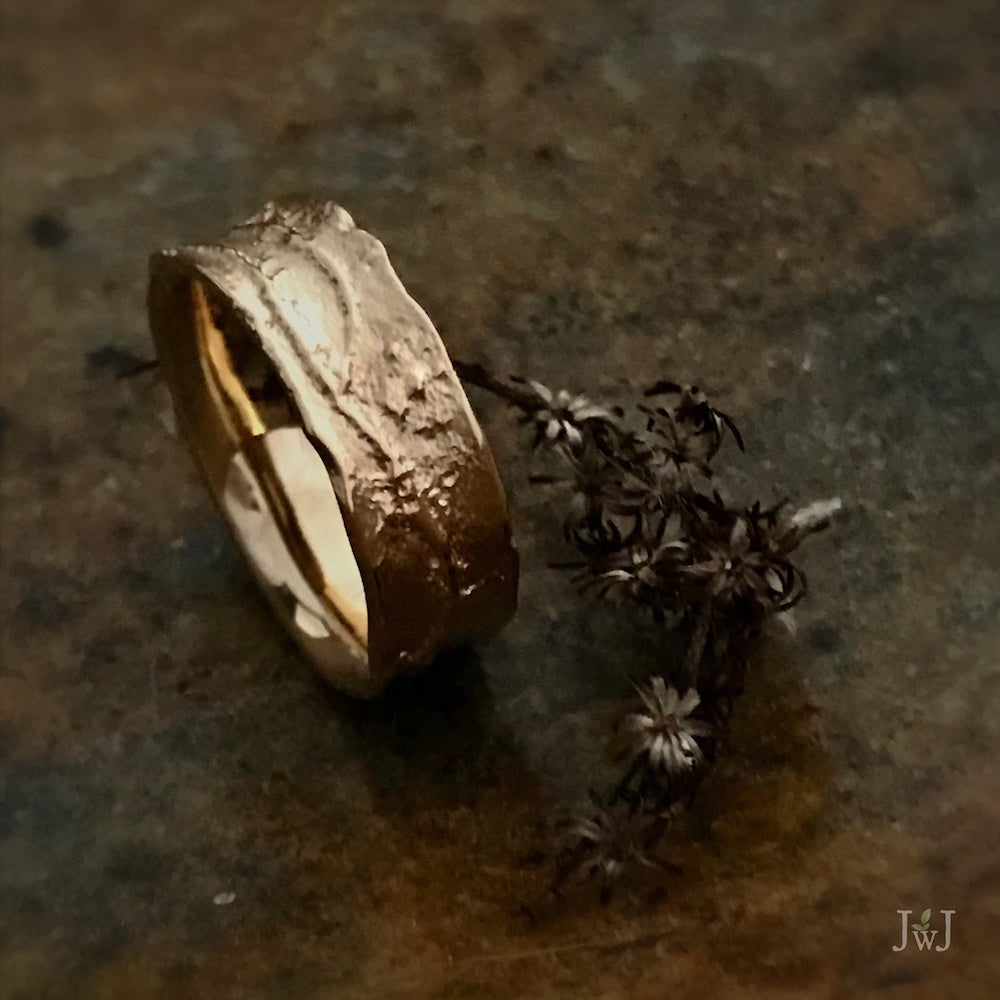 Winter Meadow Wedding Band 8mm