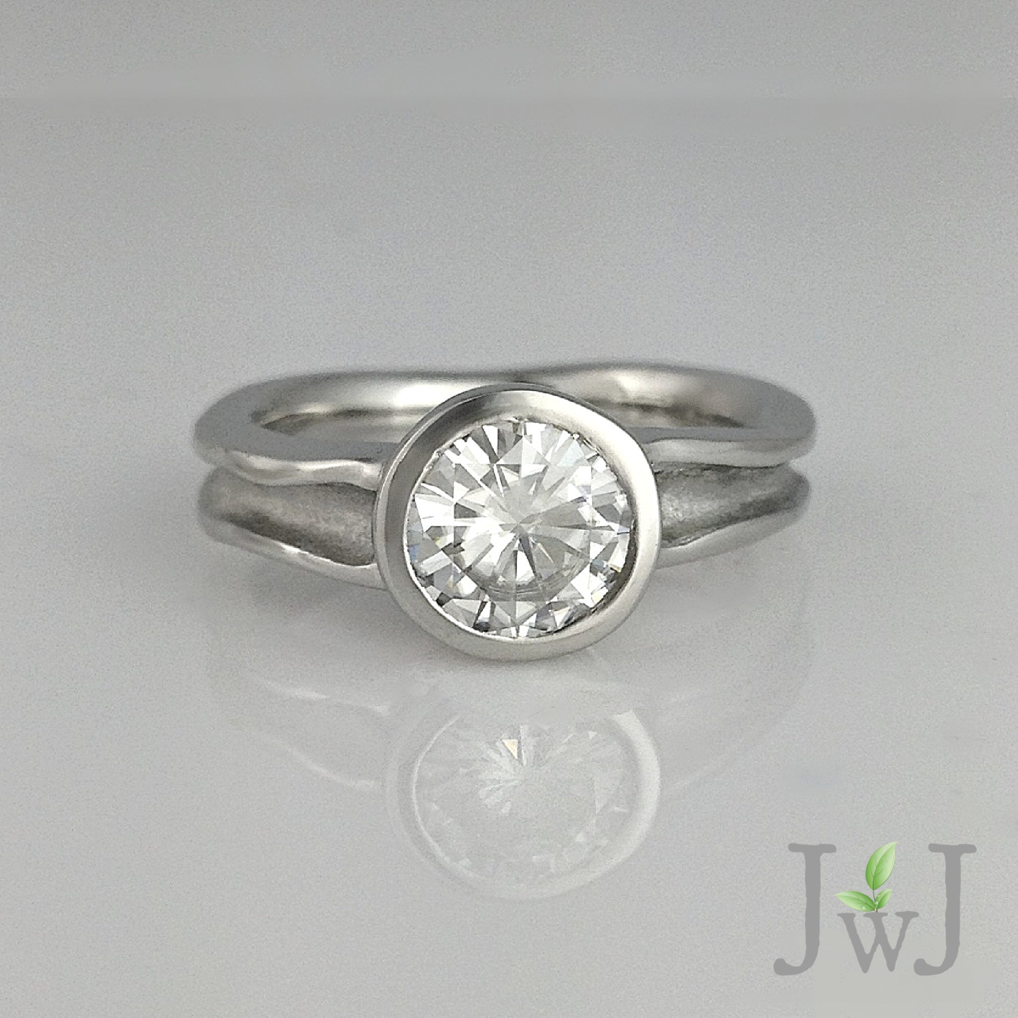 Zena Engagement Ring - Medium – Jeanette Walker Jewellery