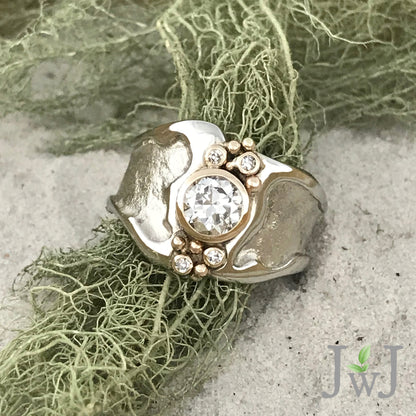 Crevasse Diamond Ring - Narrow